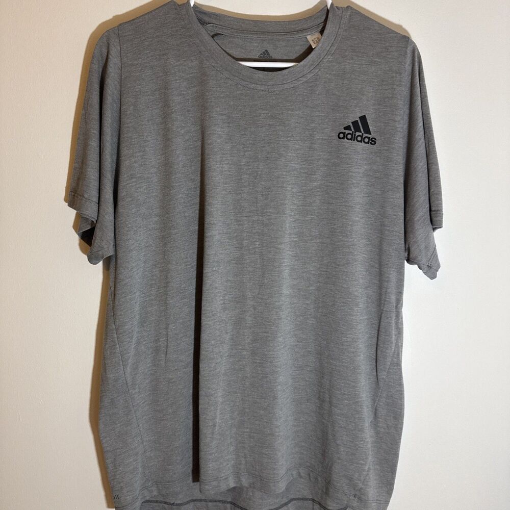 Adidas Men's FreeLift ClimaLite Grey Short Sleeve T-Shirt Training Size Large